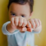 Cosa possiamo fare in pratica per gestire la rabbia nei bambini